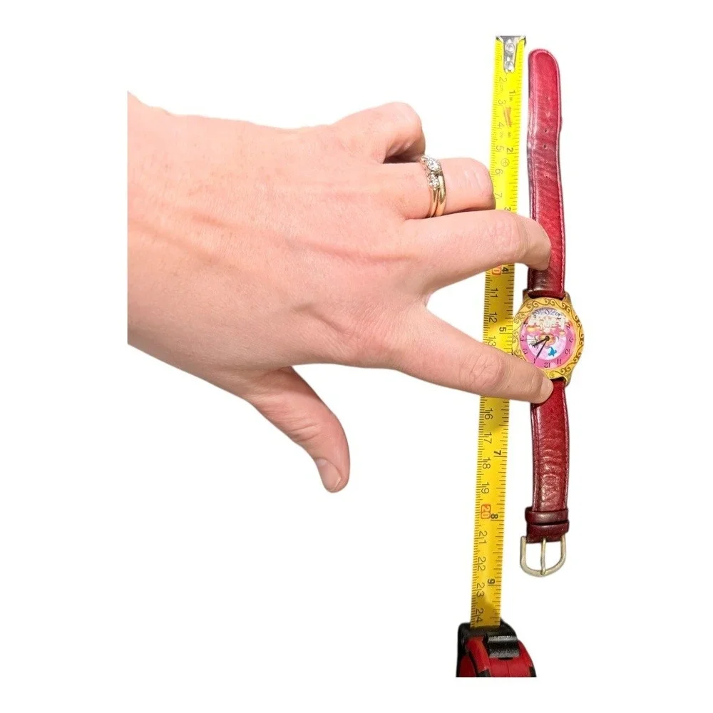 VTG Disney Store Pedre Aladdin Watch Gold Tone Maroon Leather Strap‎ Genie 90s